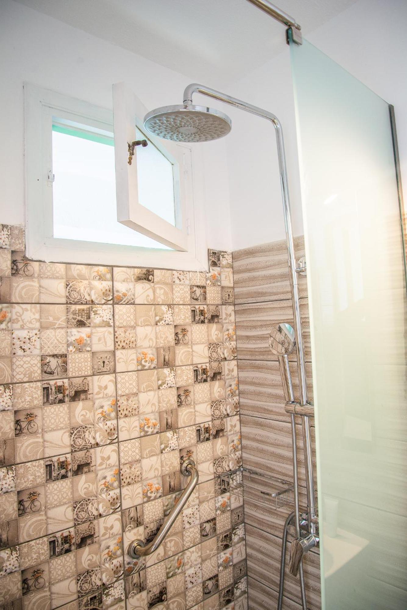 The Grapevine Rooms Poros  Ngoại thất bức ảnh