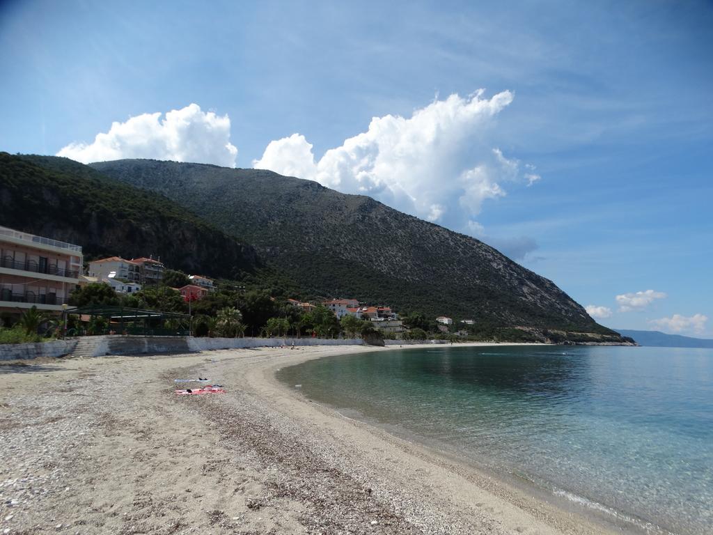 The Grapevine Rooms Poros  Ngoại thất bức ảnh